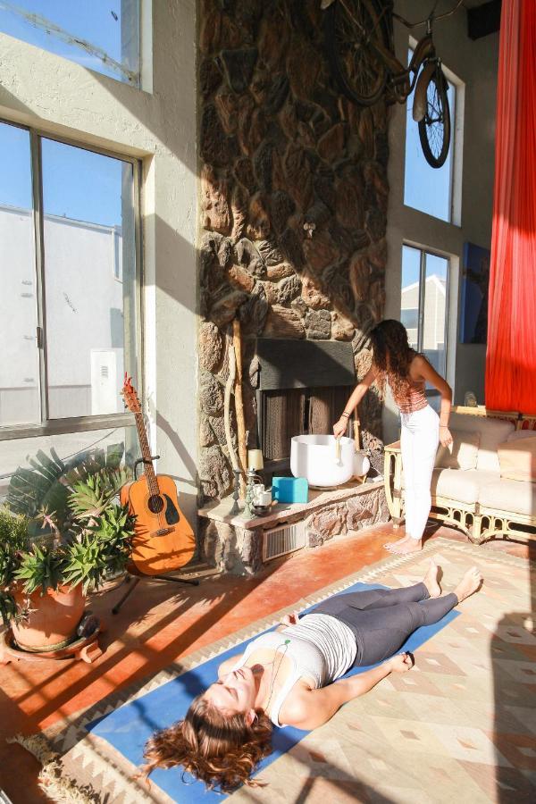 Ocean Front Vortex Female Hostel Private Rooms Free Bikes 로스앤젤레스 외부 사진
