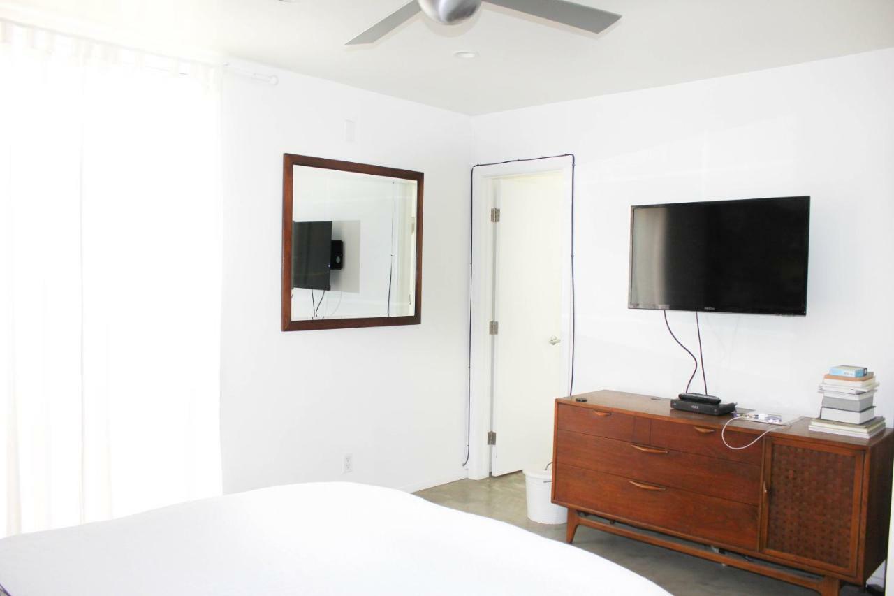 Ocean Front Vortex Female Hostel Private Rooms Free Bikes 로스앤젤레스 외부 사진