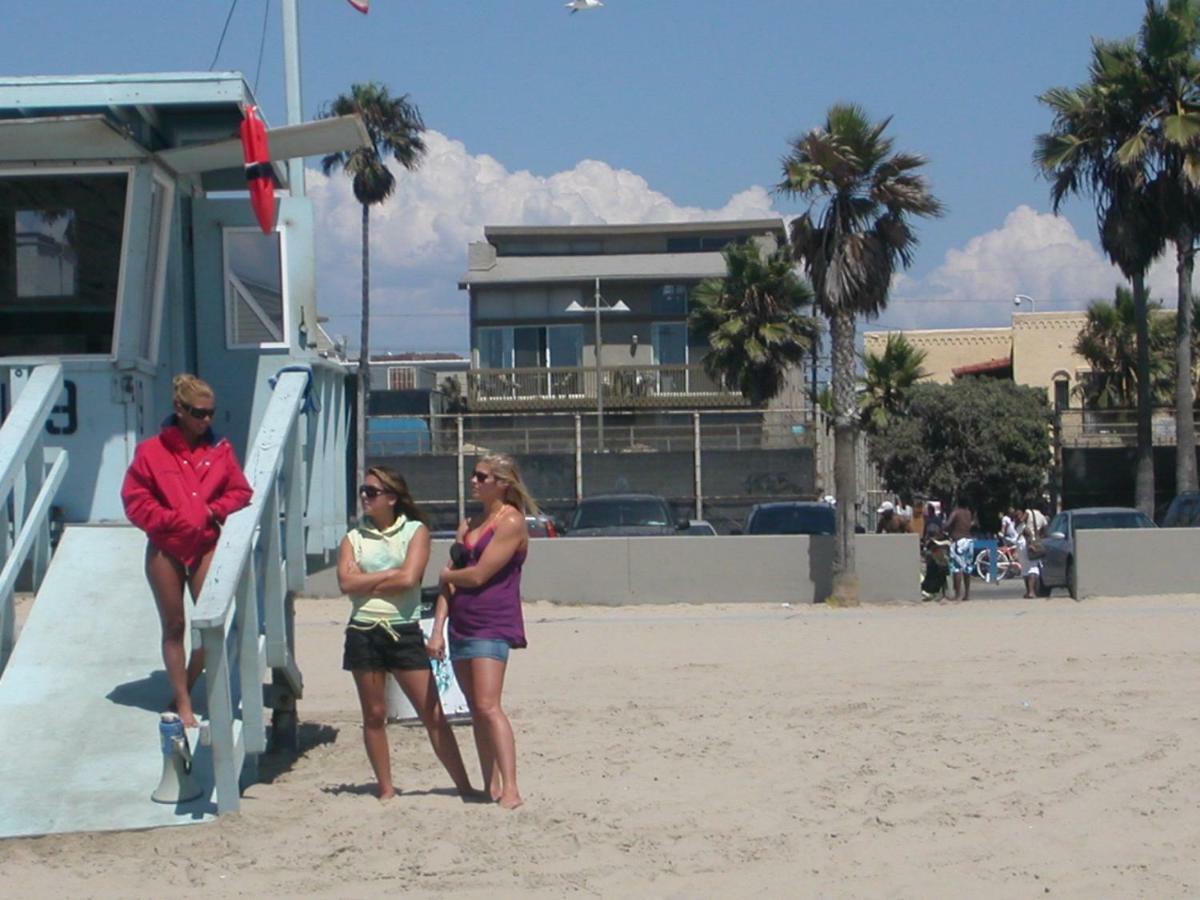 Ocean Front Vortex Female Hostel Private Rooms Free Bikes 로스앤젤레스 외부 사진